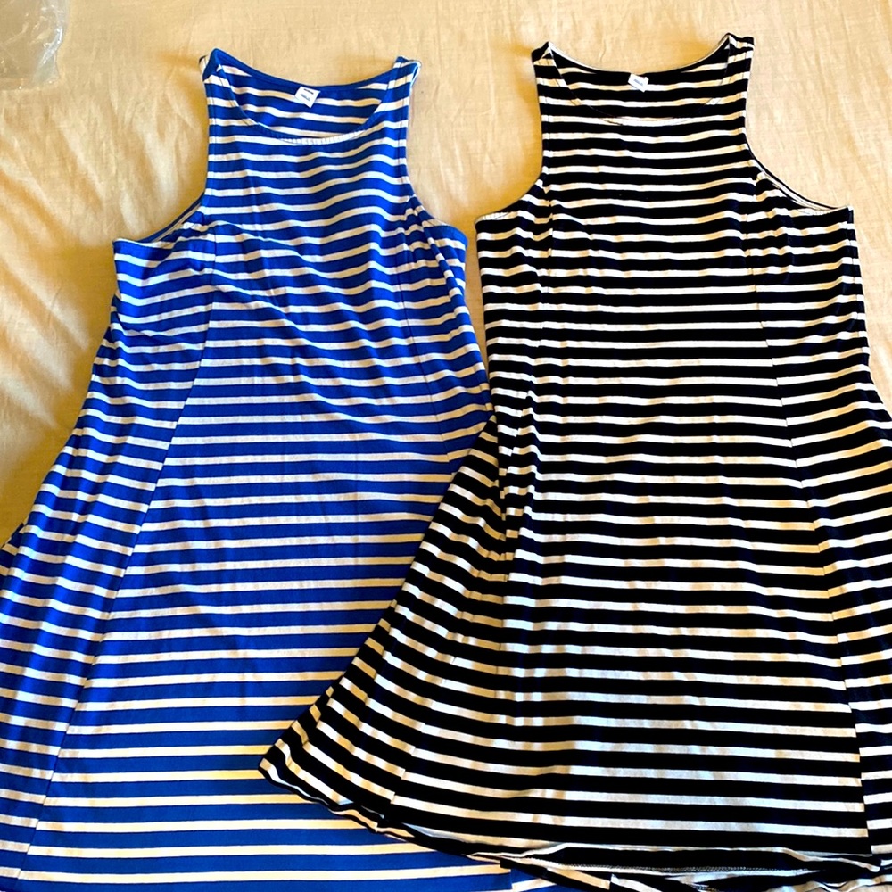 Lot of 2 striped day dresses